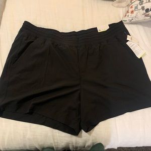 Old Navy Stretch Tech Athletic Shorts